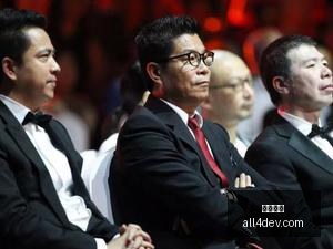 荣耀电竞手,机发布,性能升级战,开云电竞,电竞赛事,英雄联盟,DOTA2,电竞直播